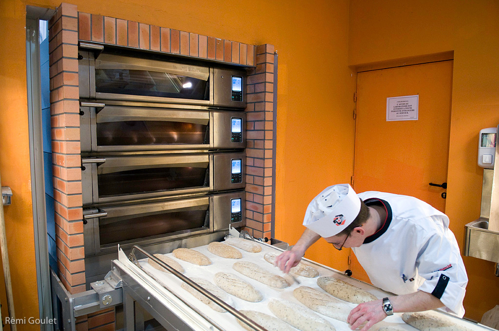 Aria  //  Reportage & portraits des personnels, produits et process de fabrication dans l'entreprise Aria pour La Boite Carrée (Nantes)